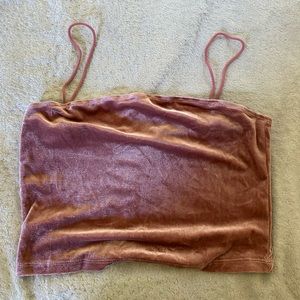 🤍Velvet Pink CropTop